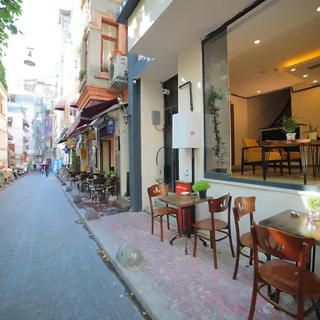 Duhok Suits Hotel Estambul